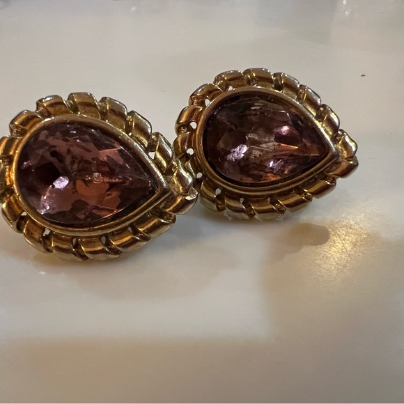 Vtg.🌹 GIVENCHY Amethyst Color Clip On Earrings - Picture 2 of 9